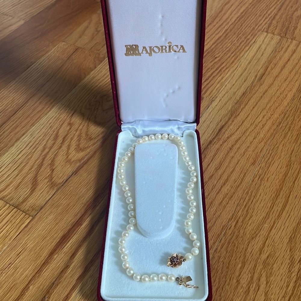 Majorica Pearl Necklace in original box